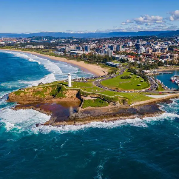 Wollongong drone coastline square